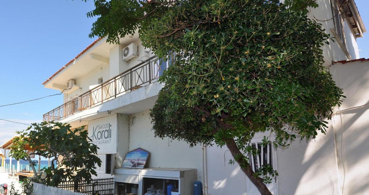 Coralli Beach Studios-Apartments Kallithea  Екстер'єр фото